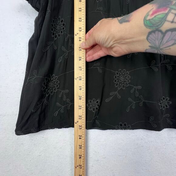 Luna Rae Black EMBROIDERED Floral FLUTTER SLEEVE Women's Blouse XL - Picture 10 of 11